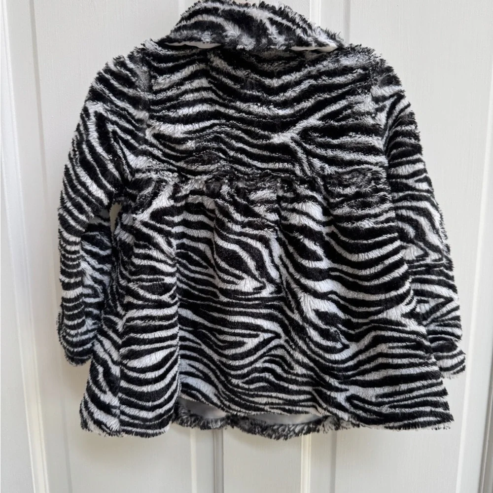 Little Lass 3T Girls Black and White Zebra Faux Formal Fur Jacket Coat